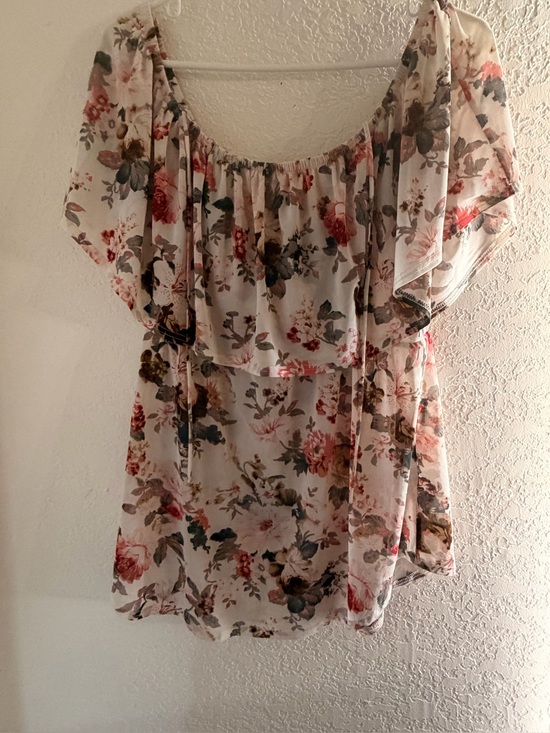 Tops - Floral Off-Shoulder Women’s Top - Cream with Pink & Green Floral